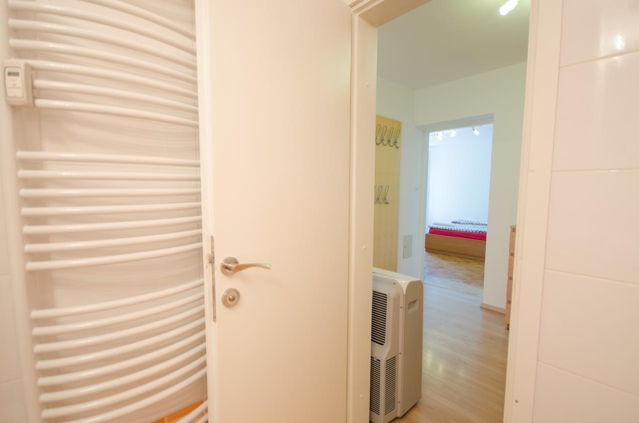 Apartment Near The Train Station 卢布尔雅那 外观 照片